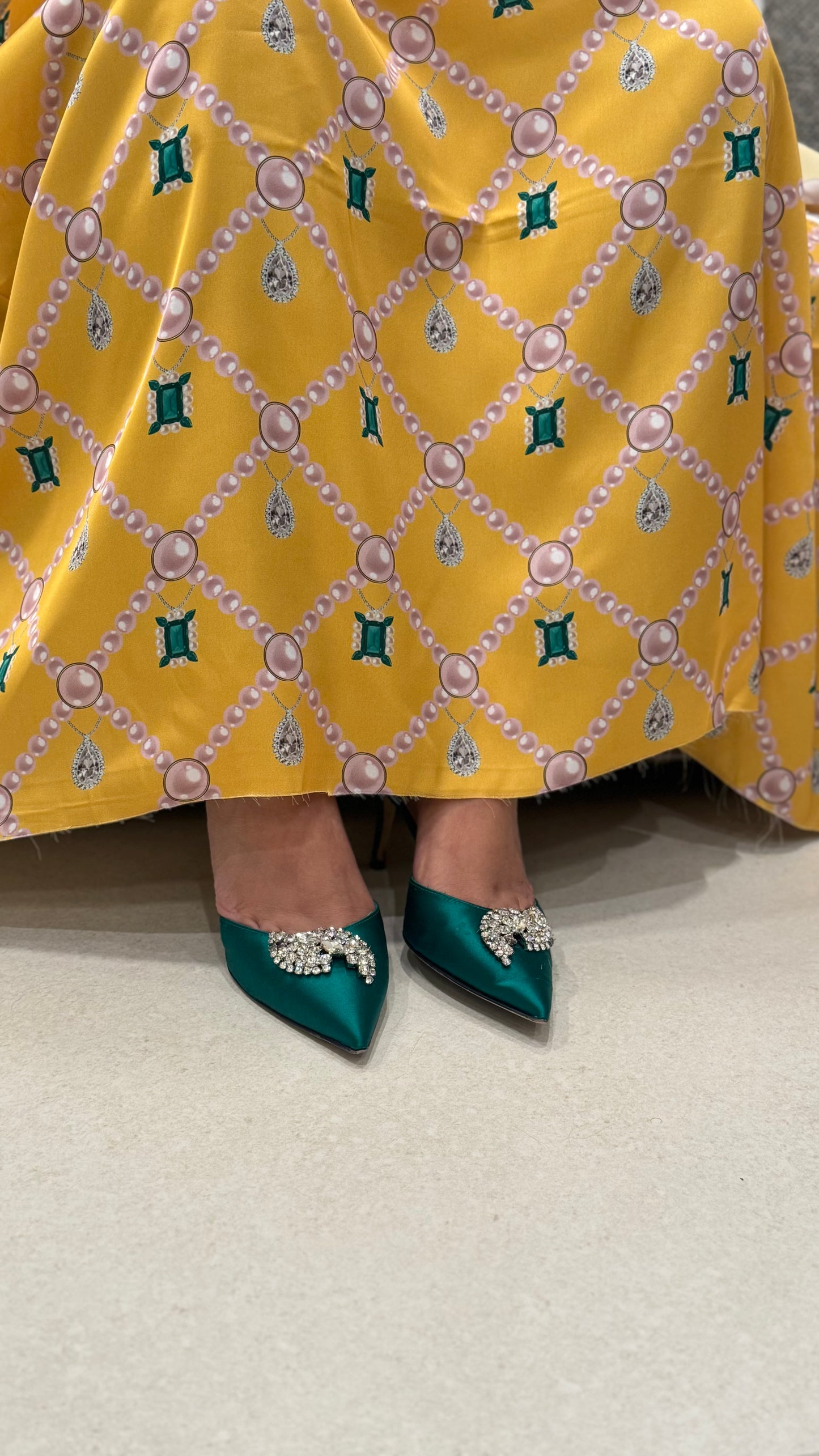 Pearls Collection

Fabric: Silk Satin

Price: 60 AED per meter